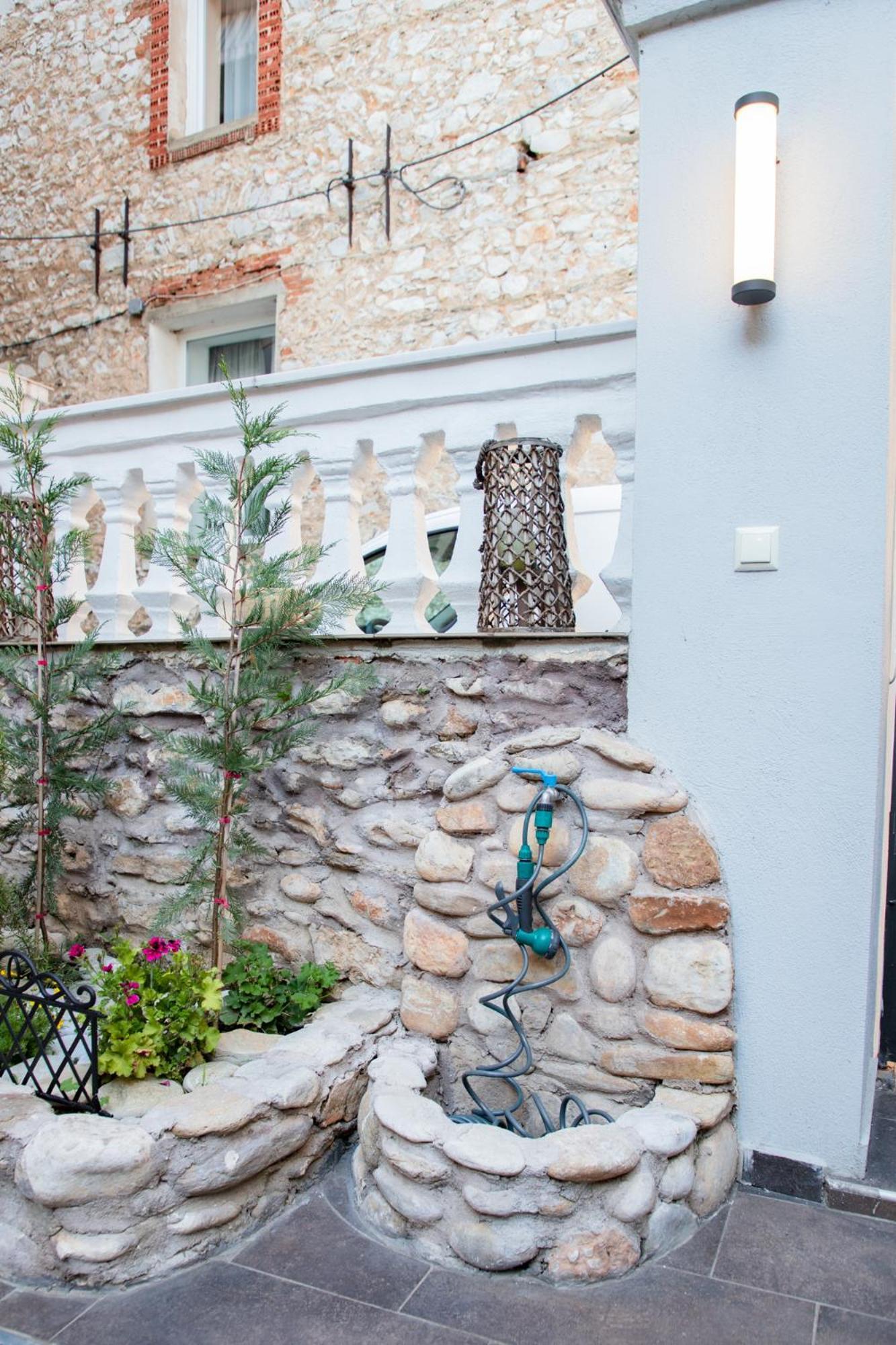 St. Barbara Apartment Драма Екстериор снимка