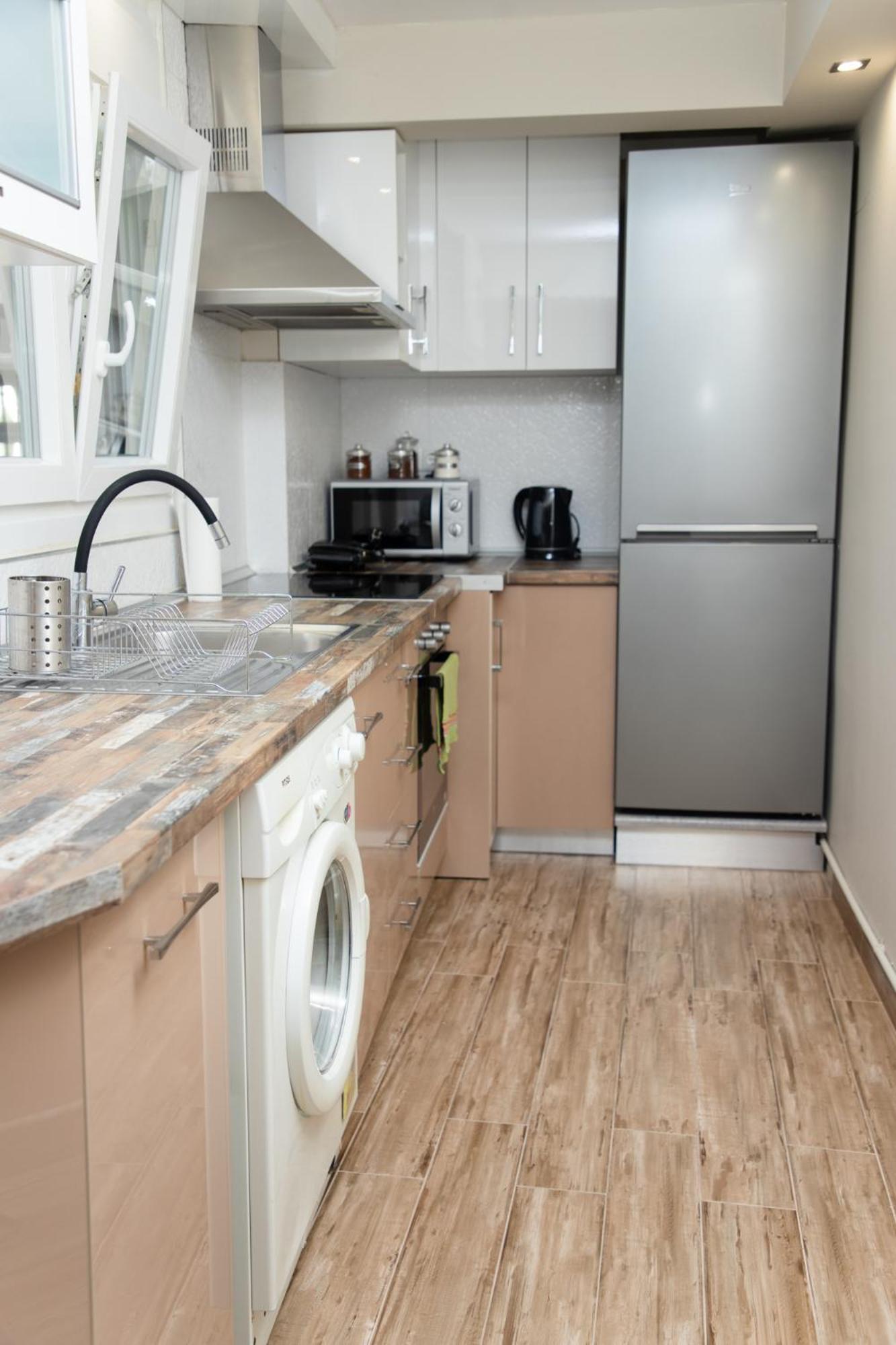 St. Barbara Apartment Драма Екстериор снимка