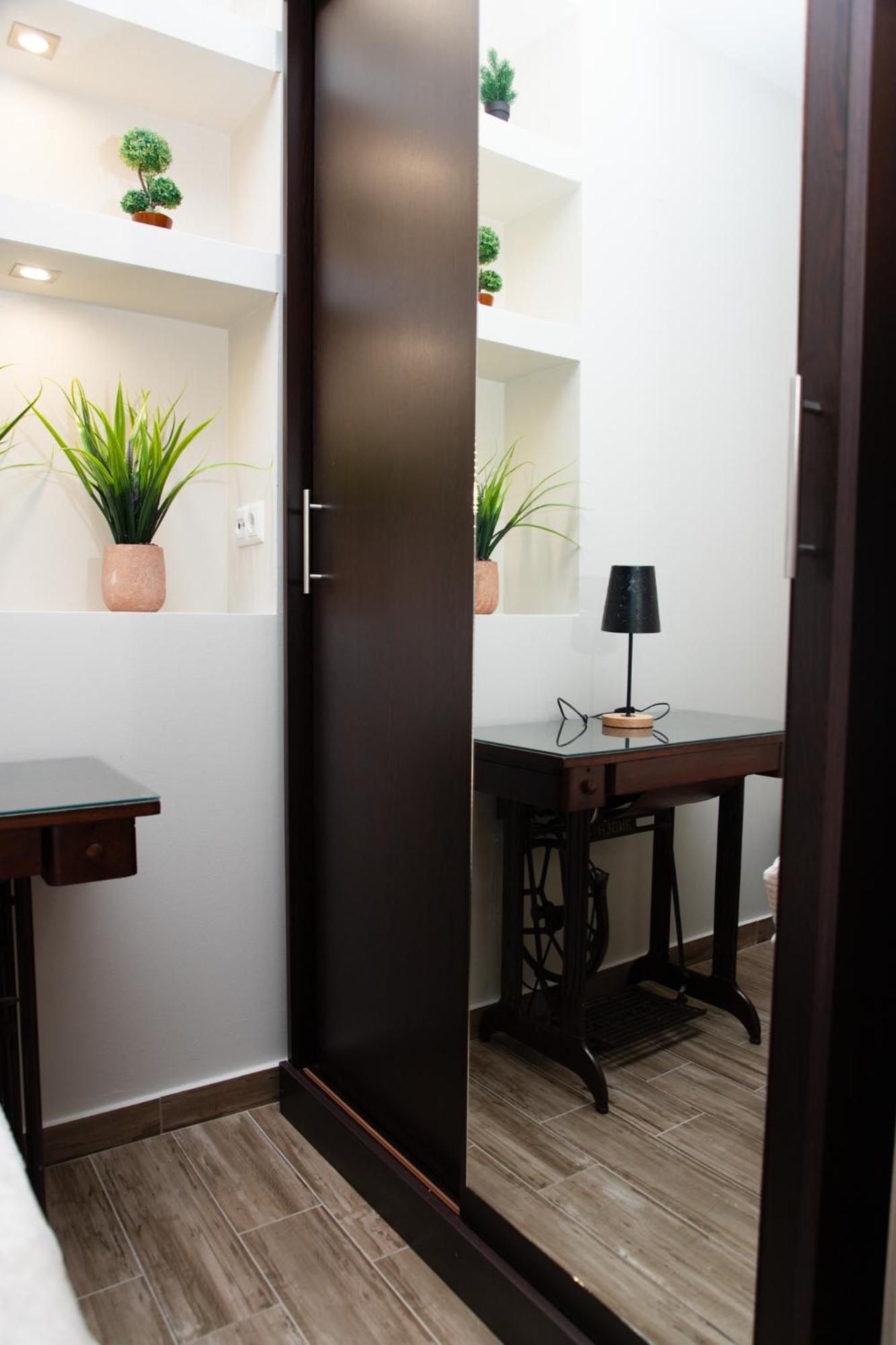 St. Barbara Apartment Драма Екстериор снимка